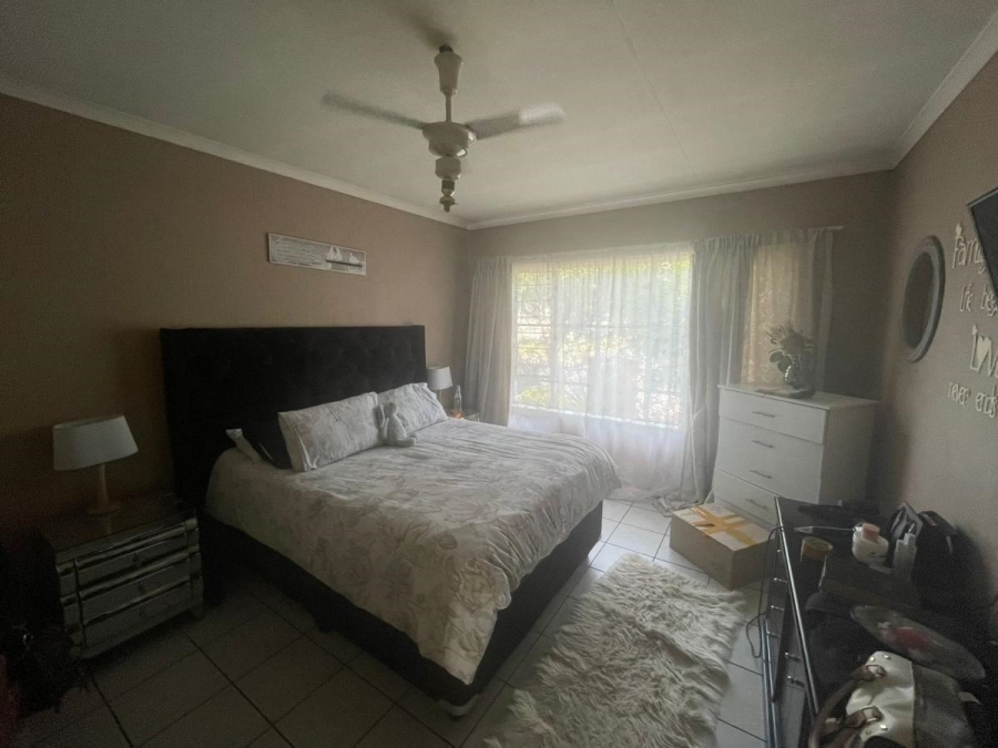 2 Bedroom Property for Sale in Verwoerdpark Gauteng