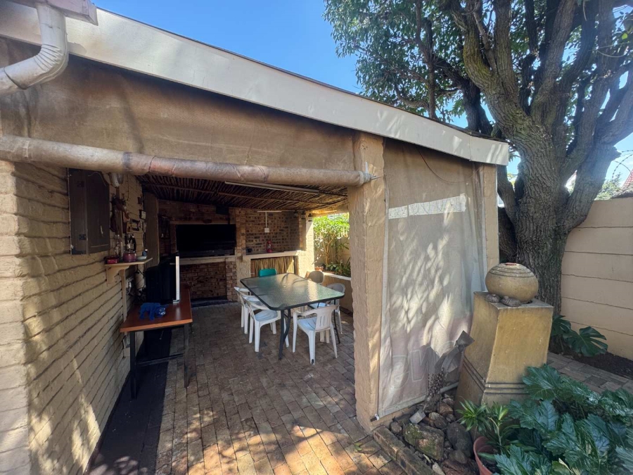 3 Bedroom Property for Sale in Randhart Gauteng