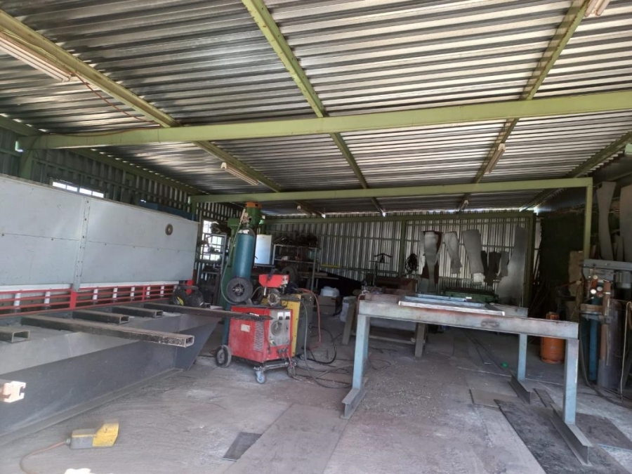 7 Bedroom Property for Sale in New State Areas Gauteng