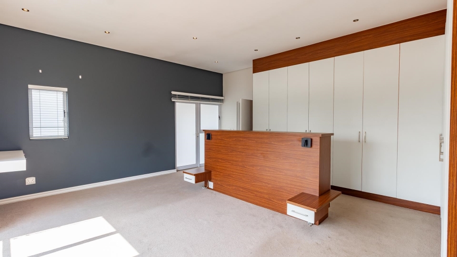 3 Bedroom Property for Sale in Fourways Gauteng