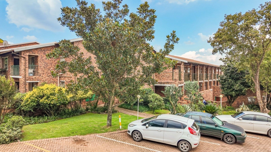 2 Bedroom Property for Sale in Northcliff Gauteng
