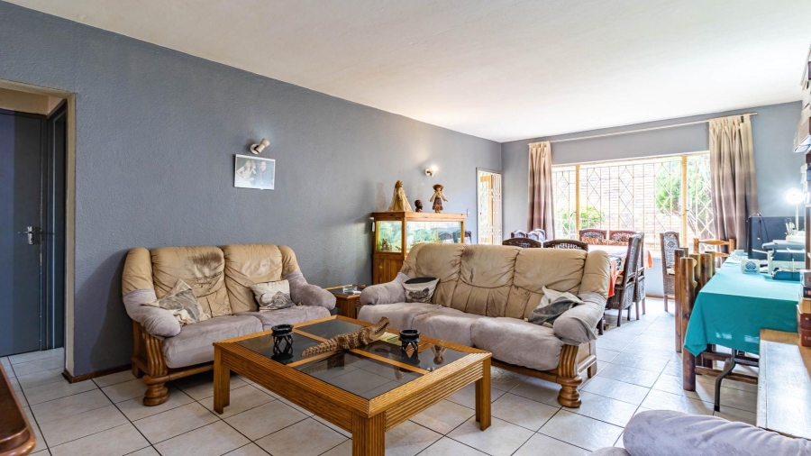 2 Bedroom Property for Sale in Northcliff Gauteng