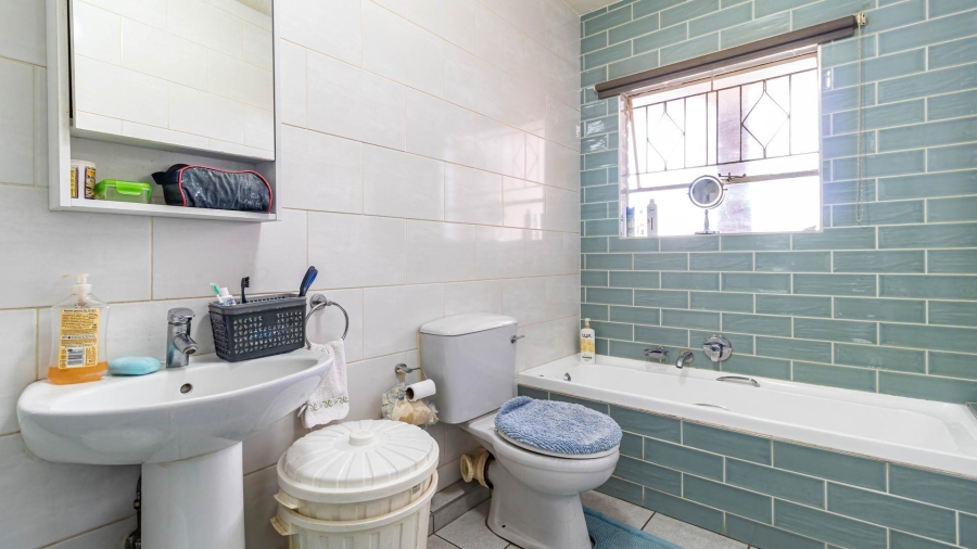 2 Bedroom Property for Sale in Northcliff Gauteng