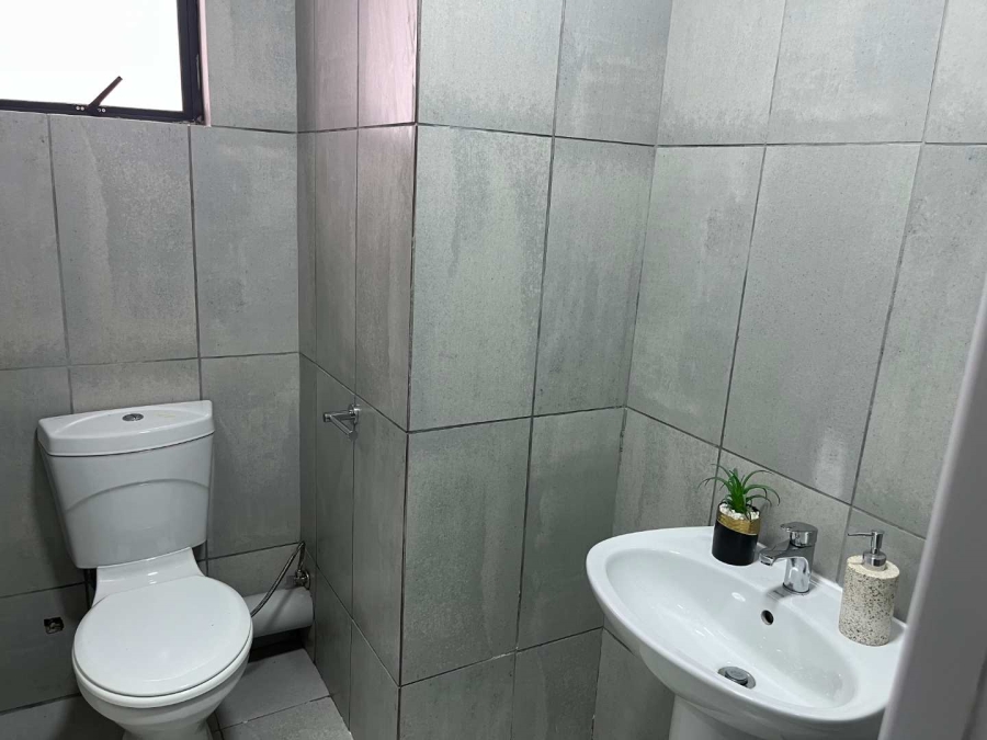 To Let 1 Bedroom Property for Rent in Ferndale Gauteng