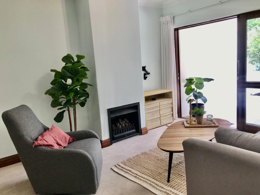 To Let 3 Bedroom Property for Rent in Craighall Park Gauteng