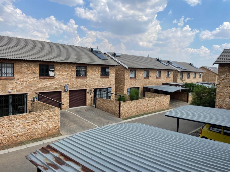 To Let 2 Bedroom Property for Rent in Brentwood Gauteng