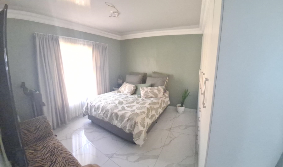 3 Bedroom Property for Sale in Silverton Gauteng