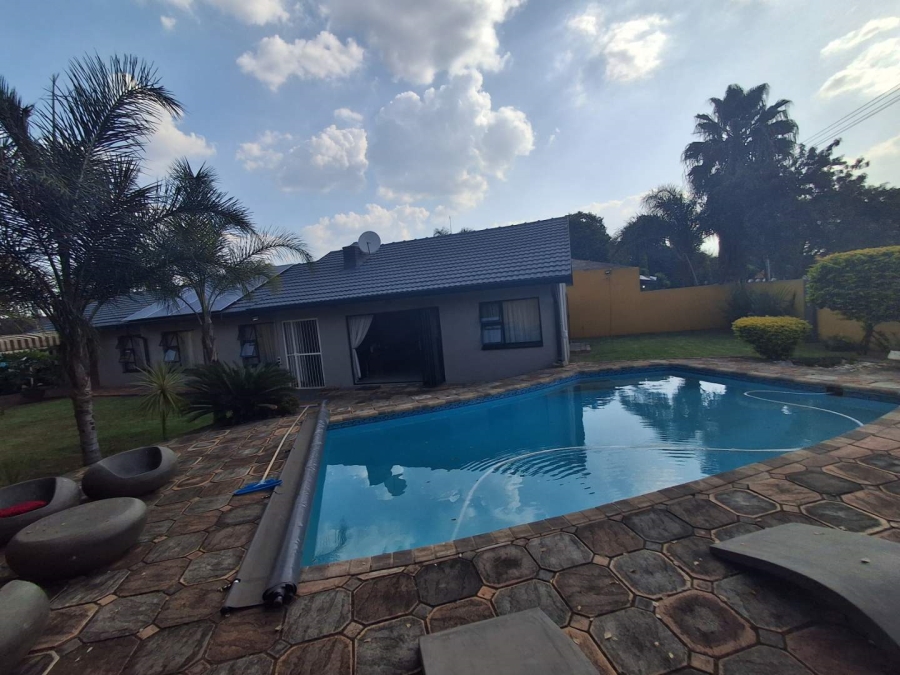 3 Bedroom Property for Sale in Silverton Gauteng
