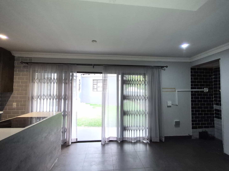 To Let 1 Bedroom Property for Rent in Birch Acres Gauteng