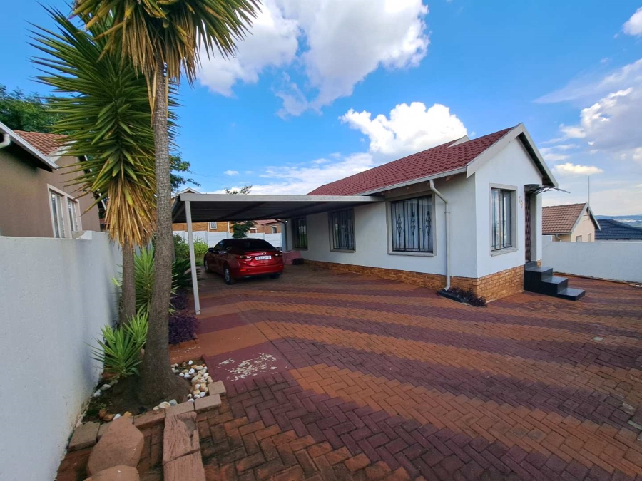 3 Bedroom Property for Sale in Naturena Gauteng