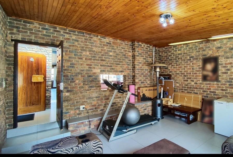 4 Bedroom Property for Sale in Terenure Gauteng