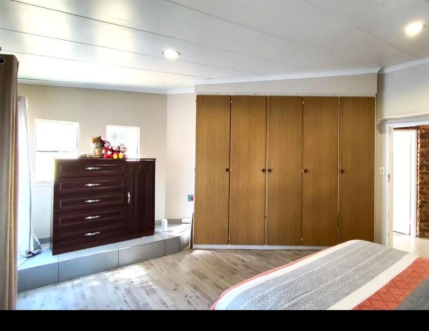 4 Bedroom Property for Sale in Terenure Gauteng