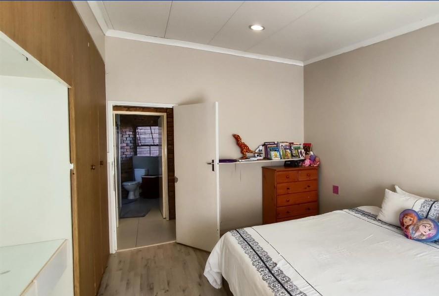 4 Bedroom Property for Sale in Terenure Gauteng