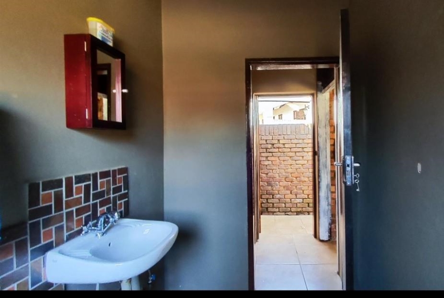 4 Bedroom Property for Sale in Terenure Gauteng