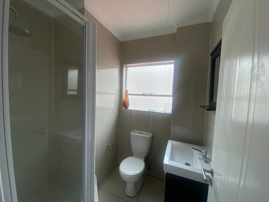 2 Bedroom Property for Sale in Morningside Gauteng