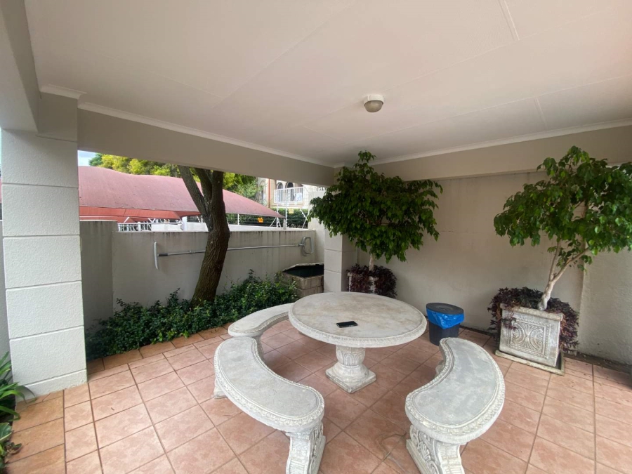 2 Bedroom Property for Sale in Morningside Gauteng