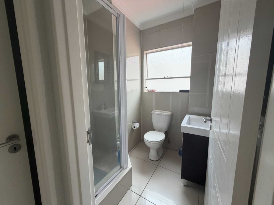 2 Bedroom Property for Sale in Morningside Gauteng