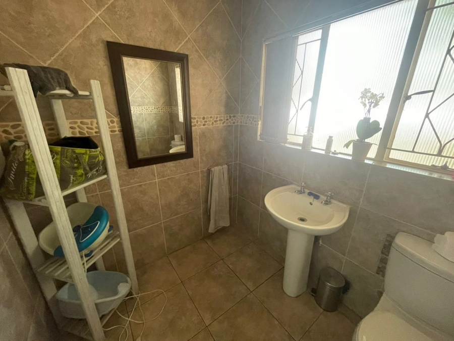 4 Bedroom Property for Sale in Glenvista Gauteng