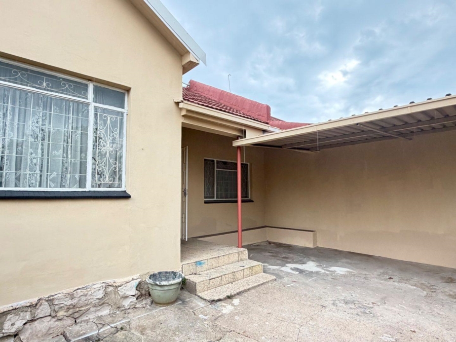 6 Bedroom Property for Sale in Benoni Central Gauteng