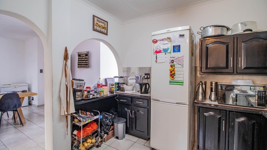 2 Bedroom Property for Sale in Beyerspark Gauteng