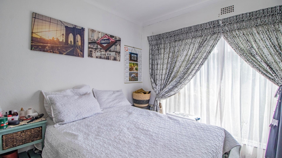 2 Bedroom Property for Sale in Beyerspark Gauteng