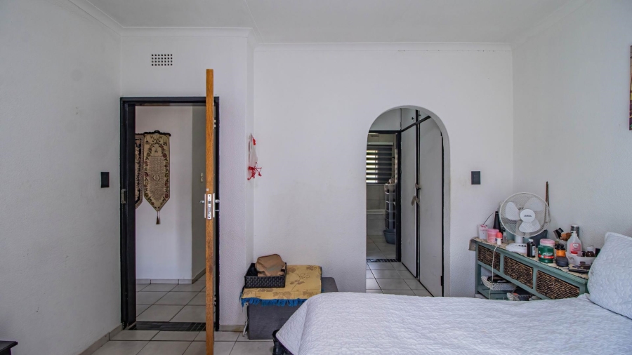 2 Bedroom Property for Sale in Beyerspark Gauteng