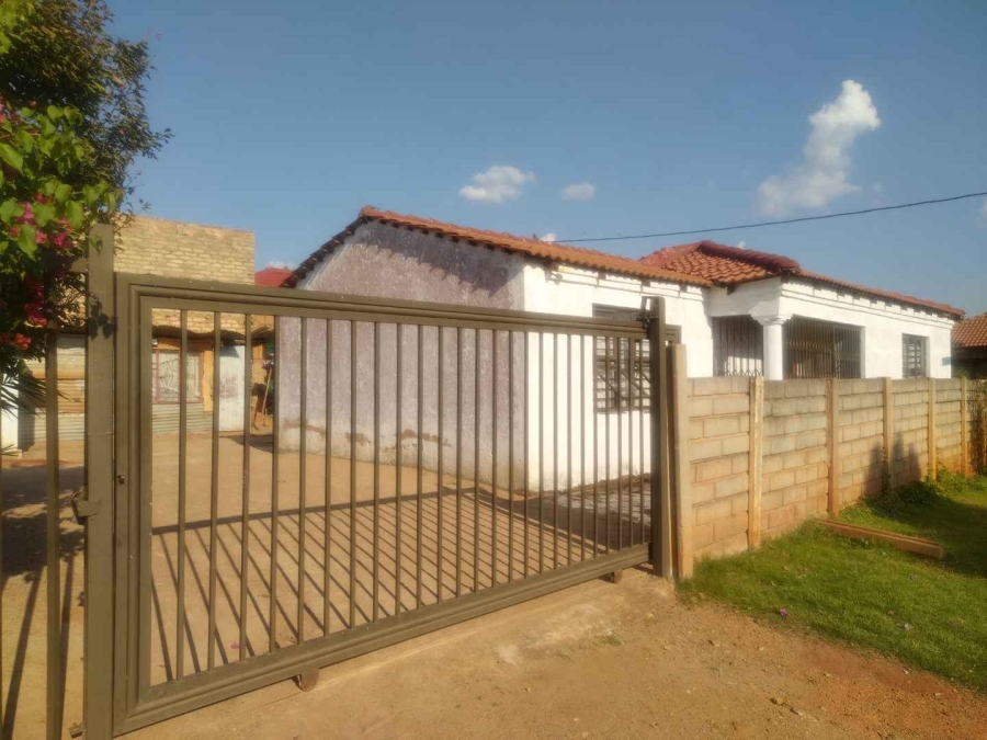 3 Bedroom Property for Sale in Soshanguve South Gauteng