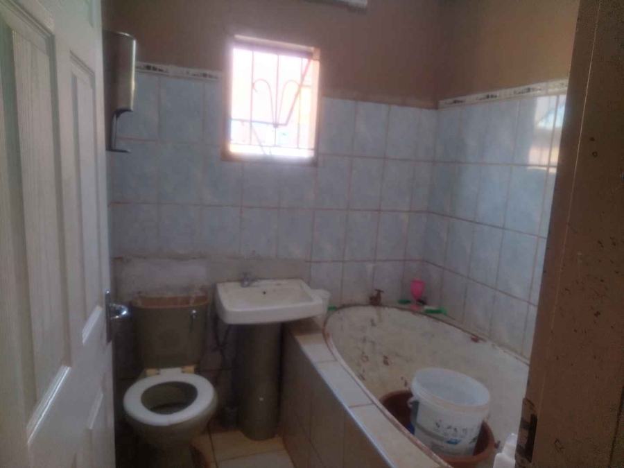 3 Bedroom Property for Sale in Soshanguve South Gauteng