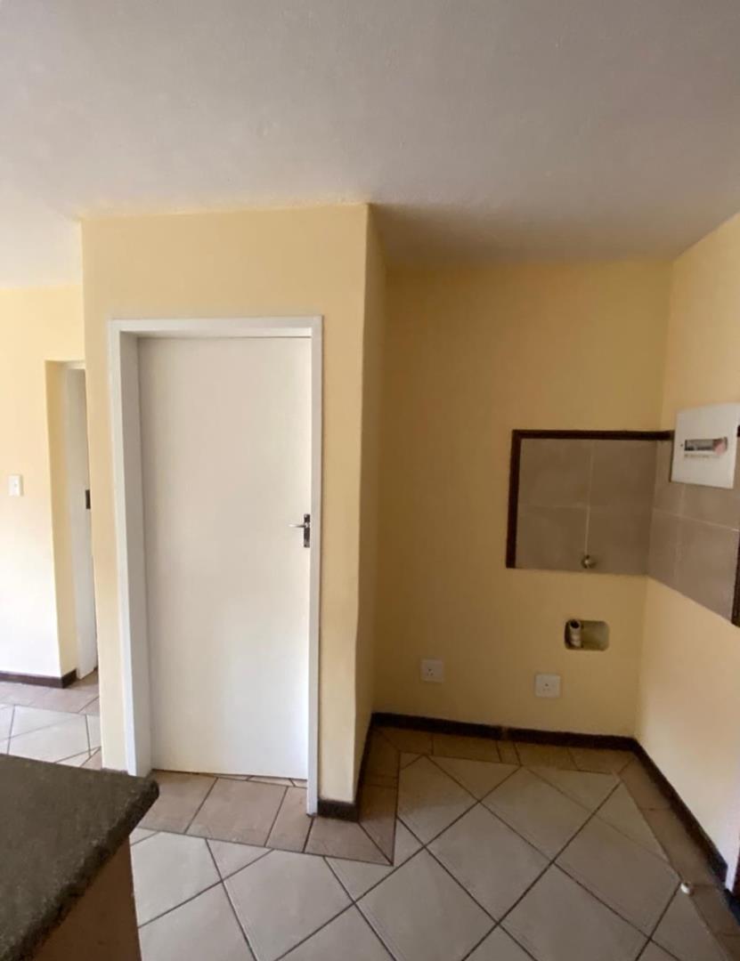 To Let 2 Bedroom Property for Rent in The Orchards Gauteng