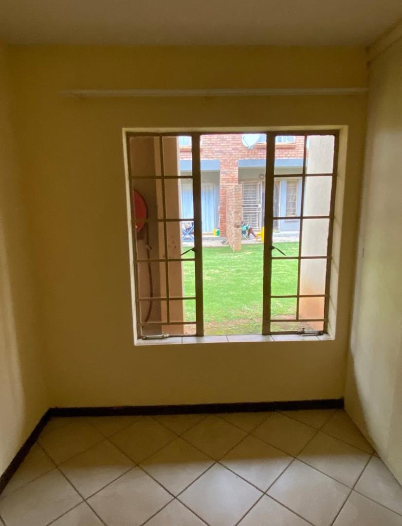 To Let 2 Bedroom Property for Rent in The Orchards Gauteng