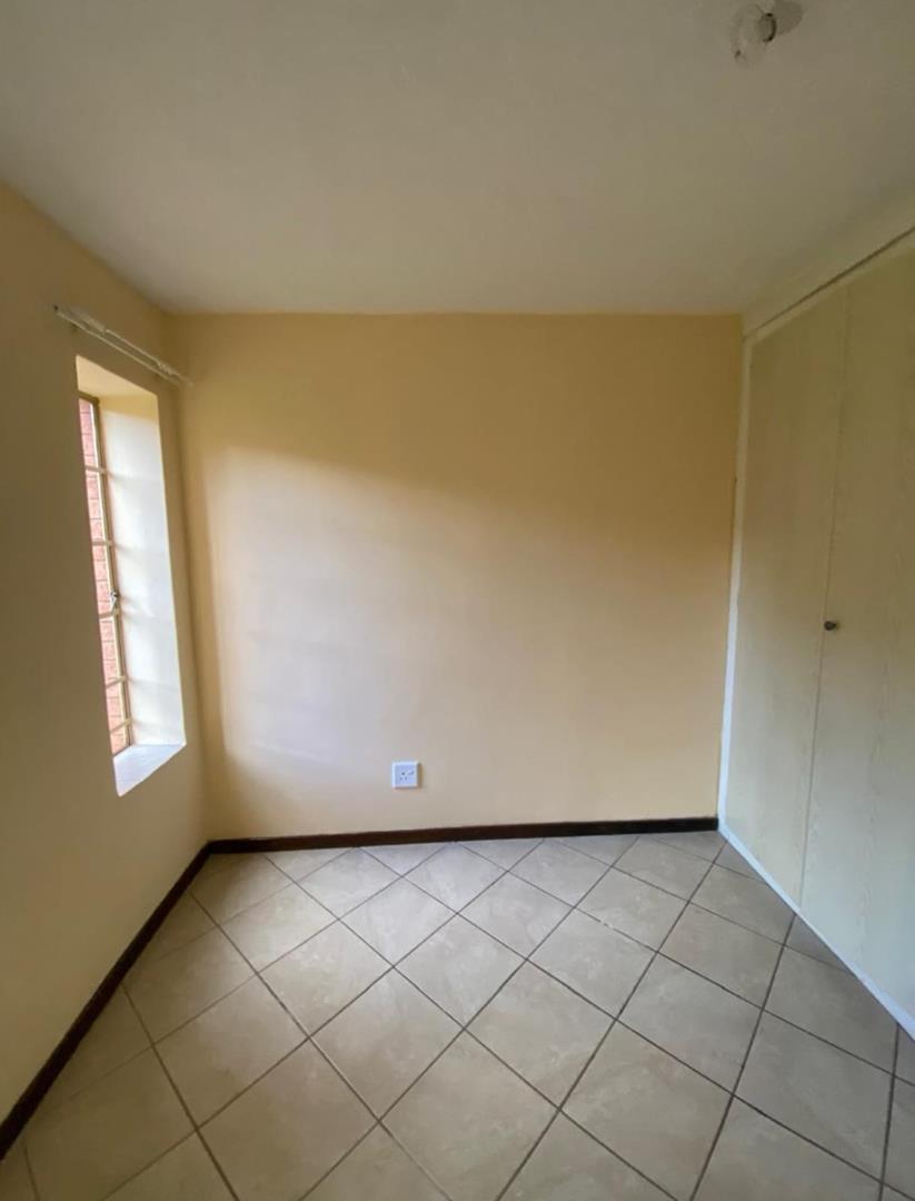To Let 2 Bedroom Property for Rent in The Orchards Gauteng