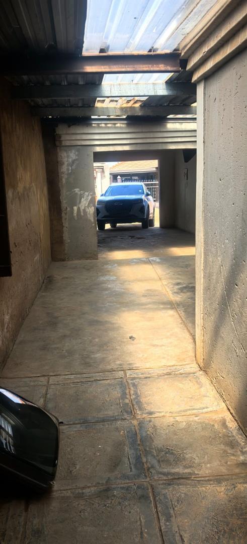 4 Bedroom Property for Sale in Soshanguve South Gauteng