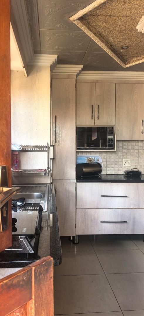 4 Bedroom Property for Sale in Soshanguve South Gauteng
