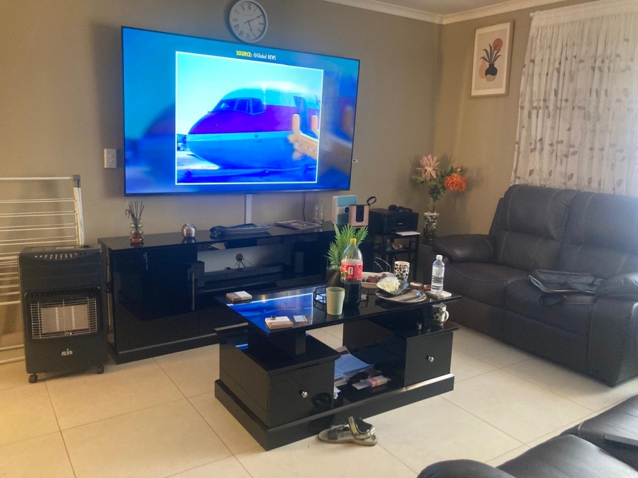 2 Bedroom Property for Sale in Jabulani Gauteng