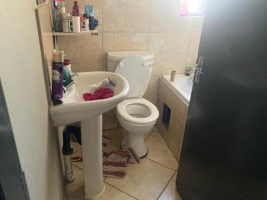 2 Bedroom Property for Sale in Jabulani Gauteng