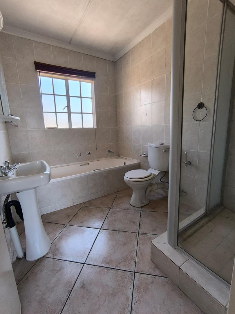 3 Bedroom Property for Sale in Elandspark Gauteng