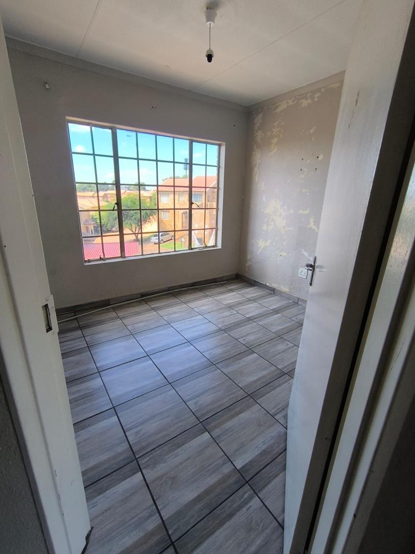 3 Bedroom Property for Sale in Elandspark Gauteng