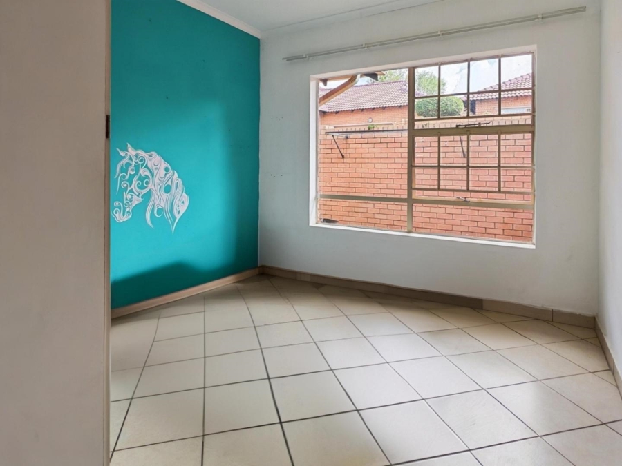 To Let 3 Bedroom Property for Rent in Hazeldean Gauteng