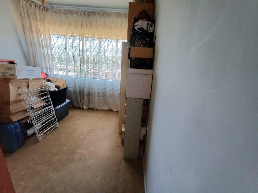 9 Bedroom Property for Sale in Laudium Ext 3 Gauteng