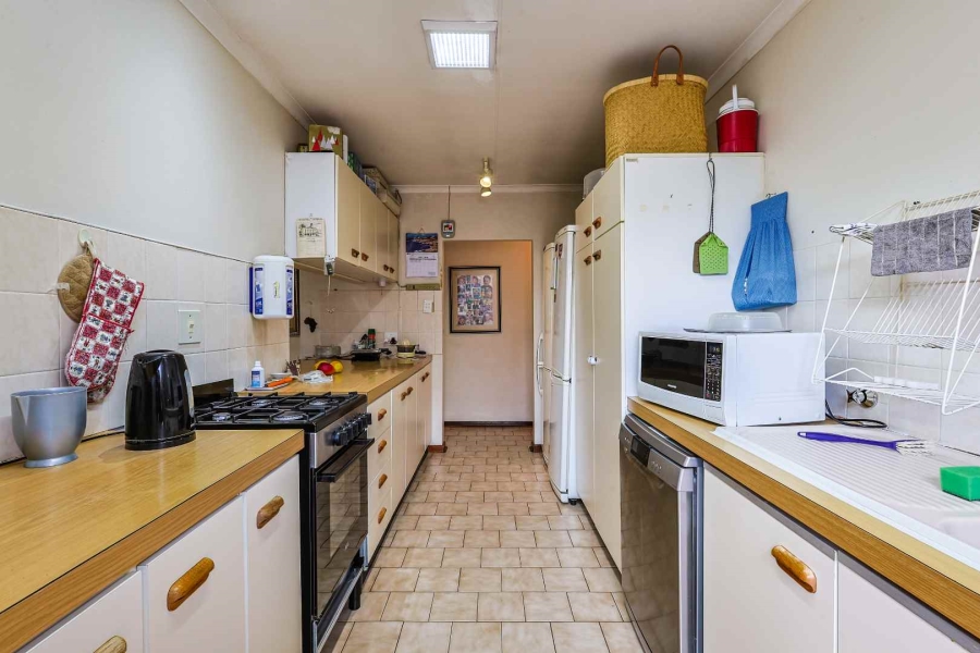 4 Bedroom Property for Sale in Faerie Glen Gauteng