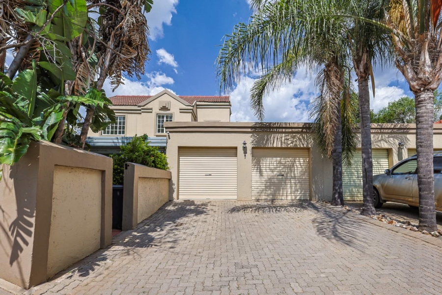 3 Bedroom Property for Sale in Equestria Gauteng