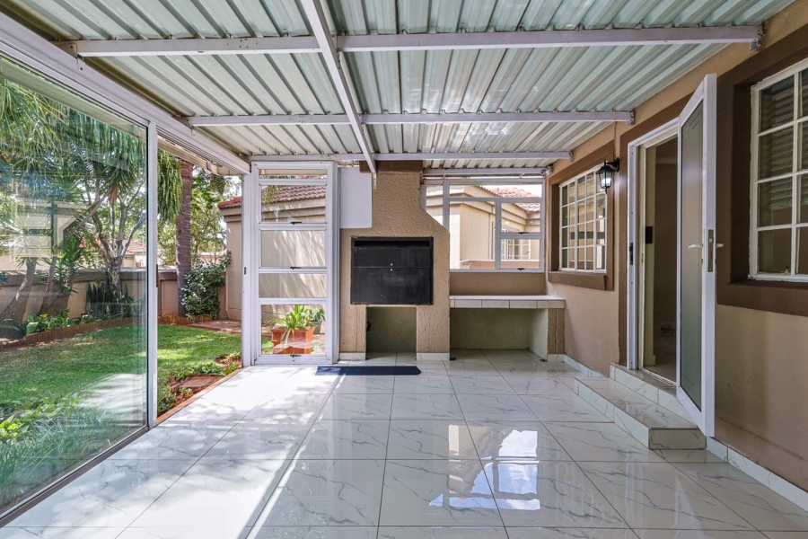 3 Bedroom Property for Sale in Equestria Gauteng