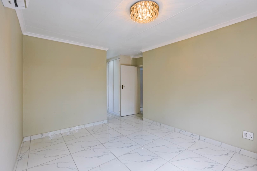 3 Bedroom Property for Sale in Equestria Gauteng