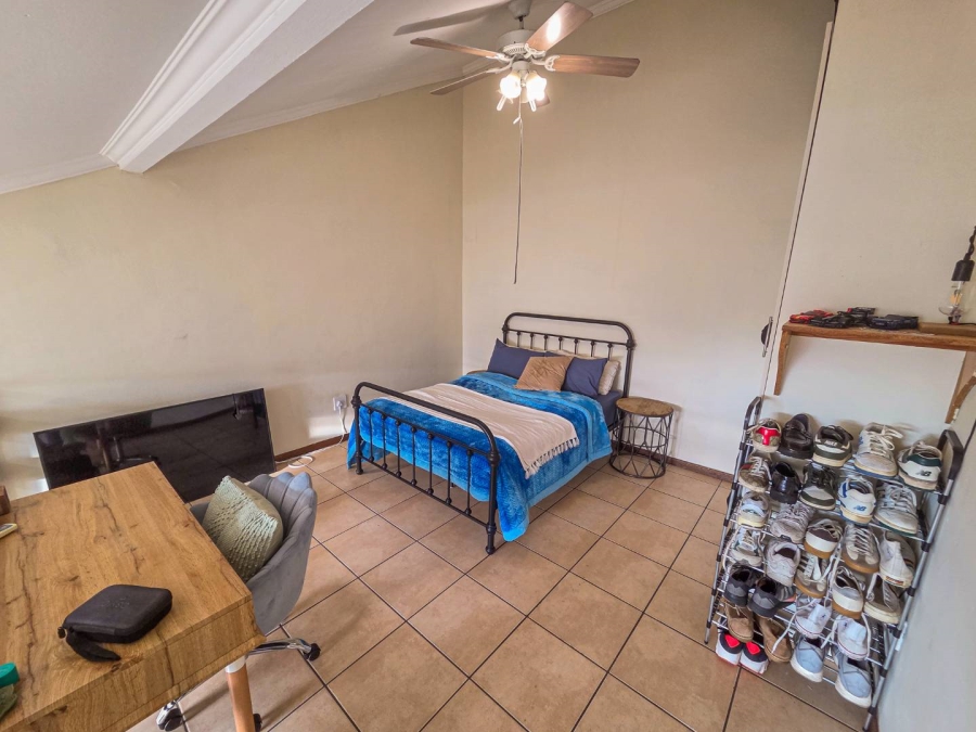 To Let 1 Bedroom Property for Rent in Hillcrest Gauteng