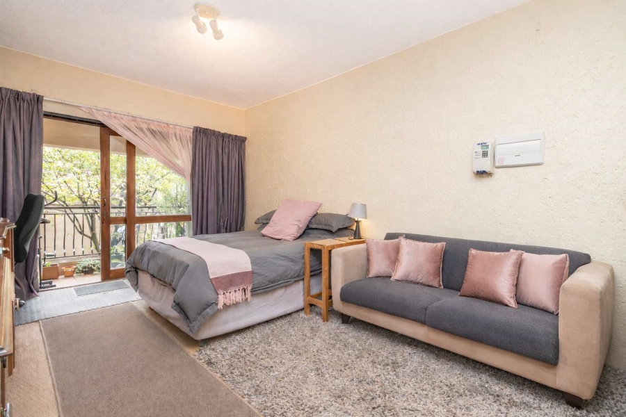 0 Bedroom Property for Sale in Lonehill Gauteng