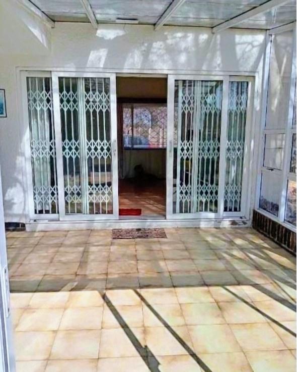 To Let 4 Bedroom Property for Rent in Lombardy East Gauteng