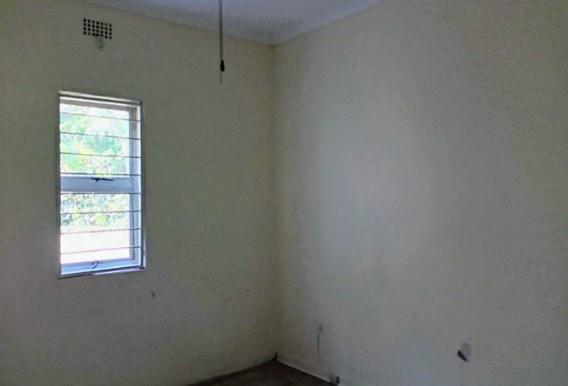 To Let 4 Bedroom Property for Rent in Lombardy East Gauteng