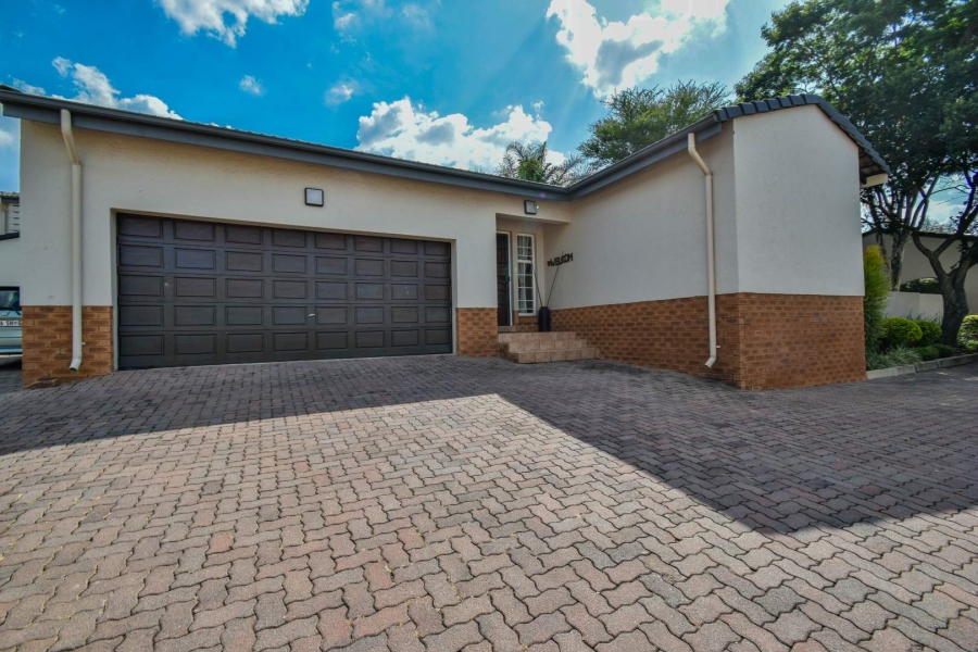 3 Bedroom Property for Sale in Moreleta Park Gauteng