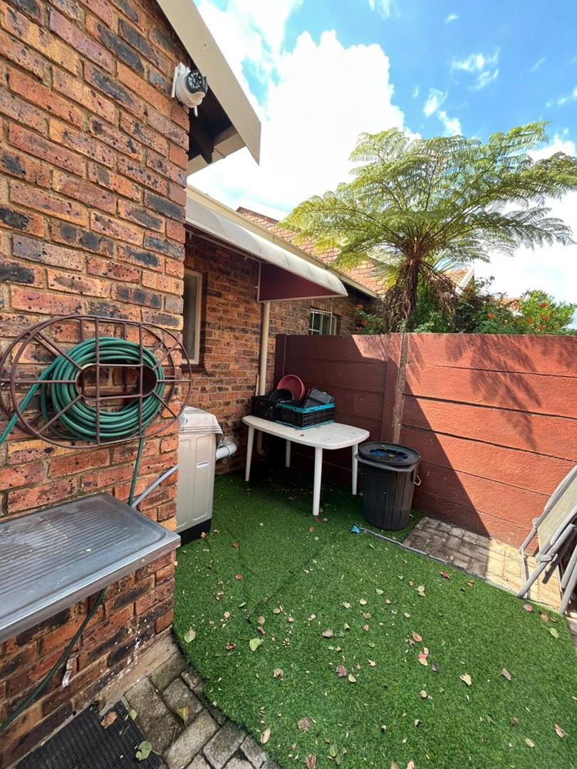 To Let 2 Bedroom Property for Rent in The Reeds Gauteng