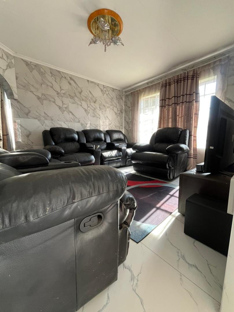 To Let 3 Bedroom Property for Rent in The Reeds Gauteng